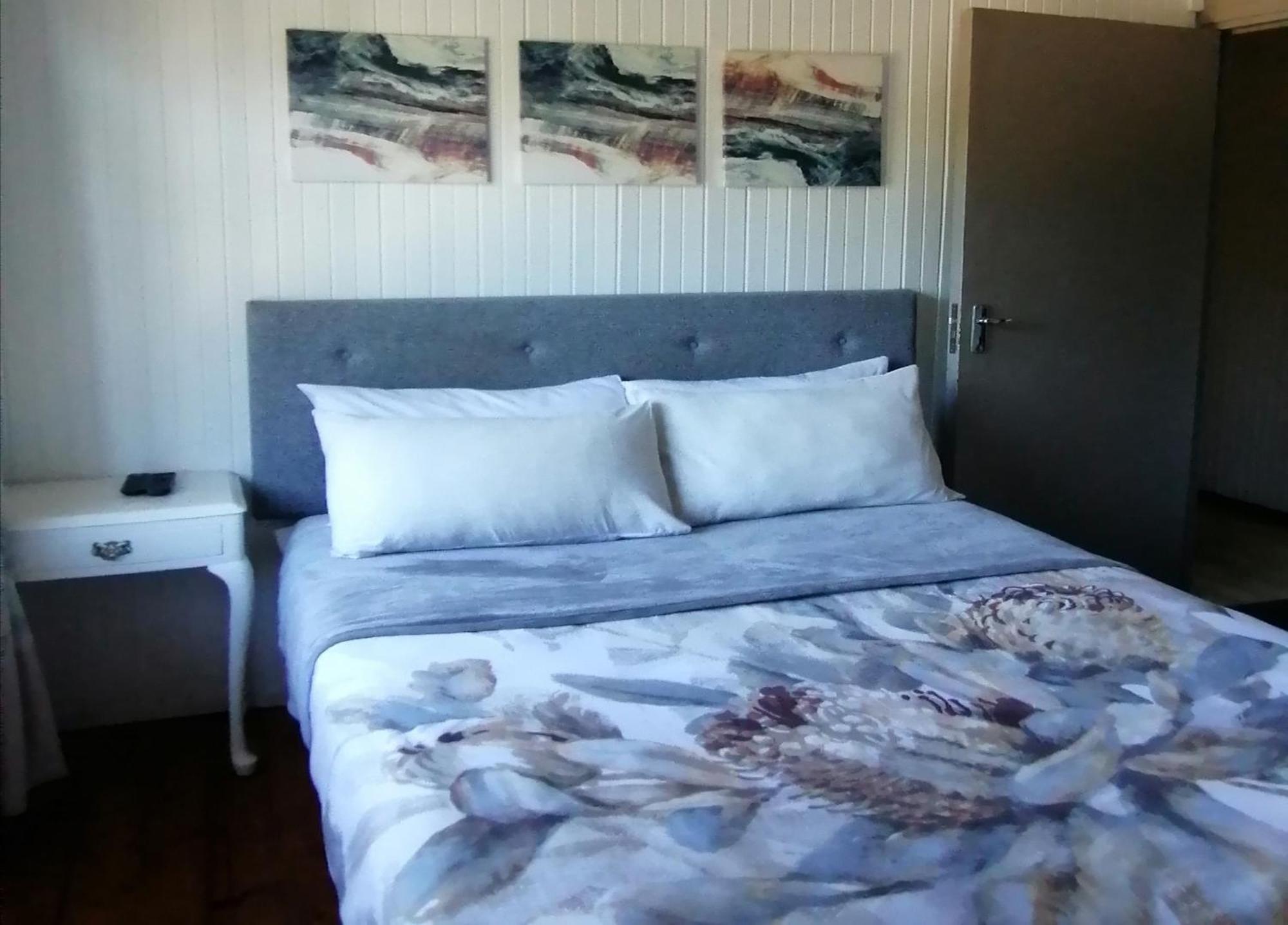 Knysna N2 Lodge Exterior foto