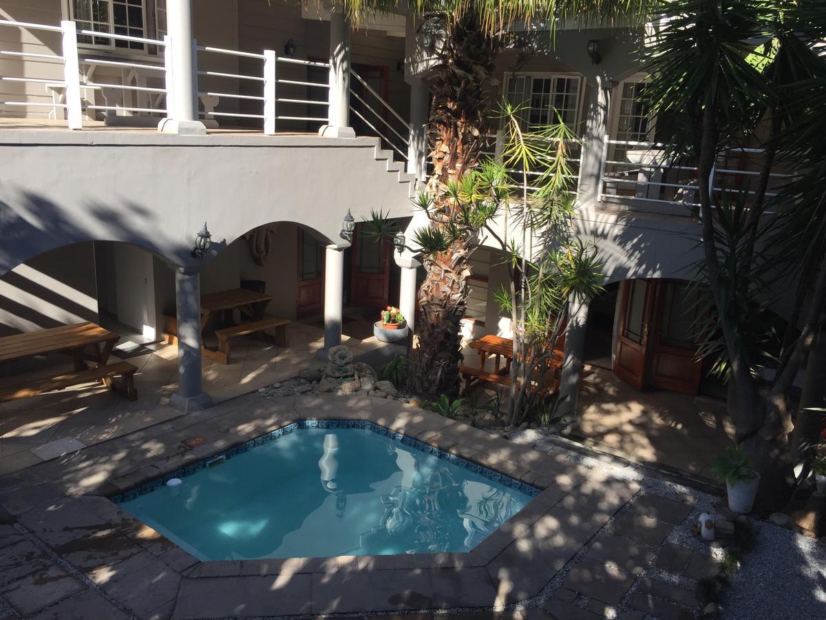 Knysna N2 Lodge Exterior foto